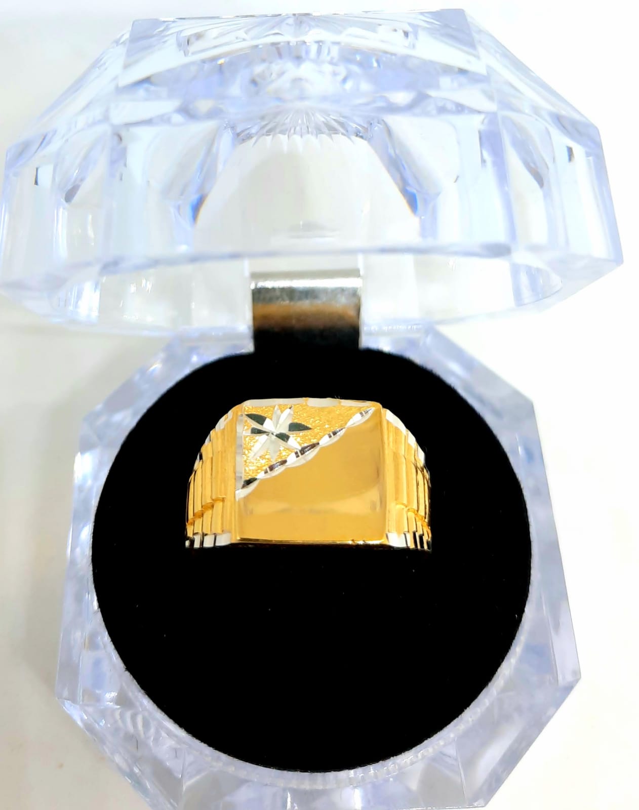 Gold Gent Ring